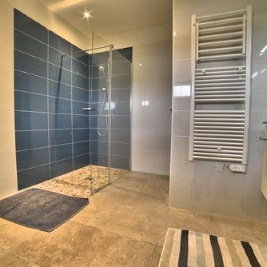  IMMOBILIERE DE FRANCE : Maison / Villa | LORIGNAC (17240) | 400 m2 | 256 000 € 