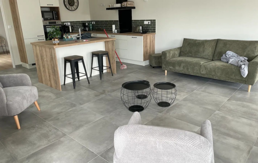 IMMOBILIERE DE FRANCE : Maison / Villa | LOIX (17111) | 110 m2 | 1 500 € 