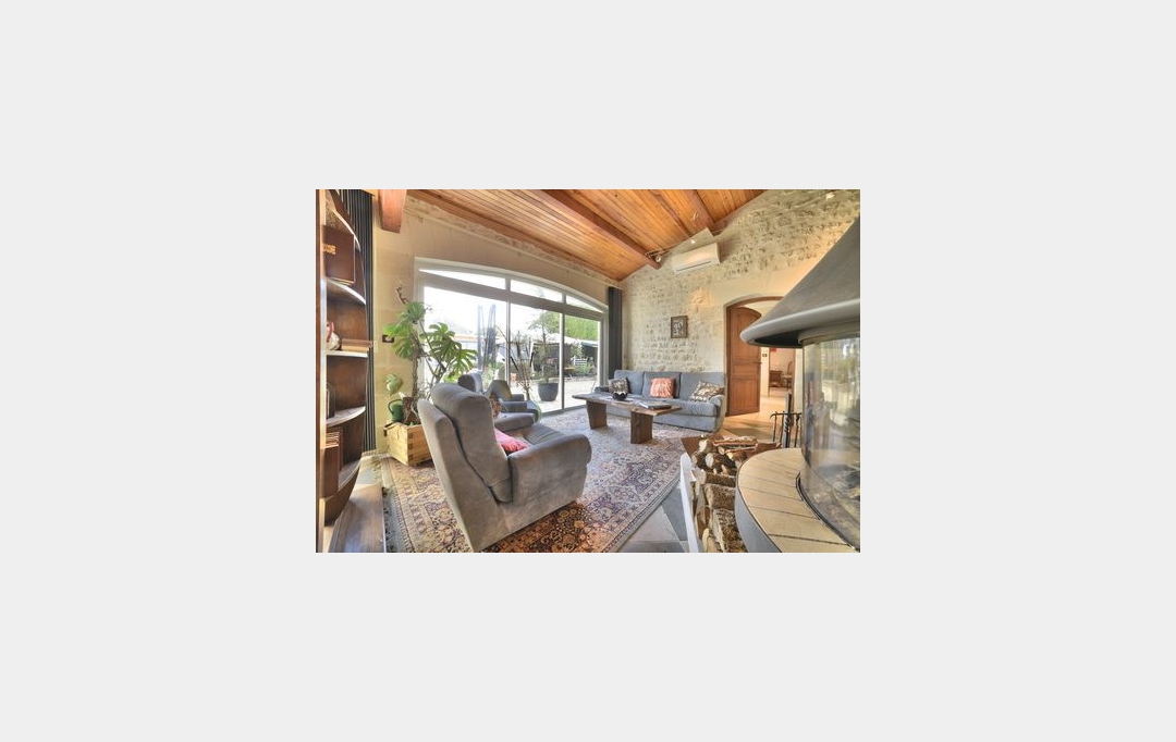IMMOBILIERE DE FRANCE : Maison / Villa | LORIGNAC (17240) | 400 m2 | 256 000 € 